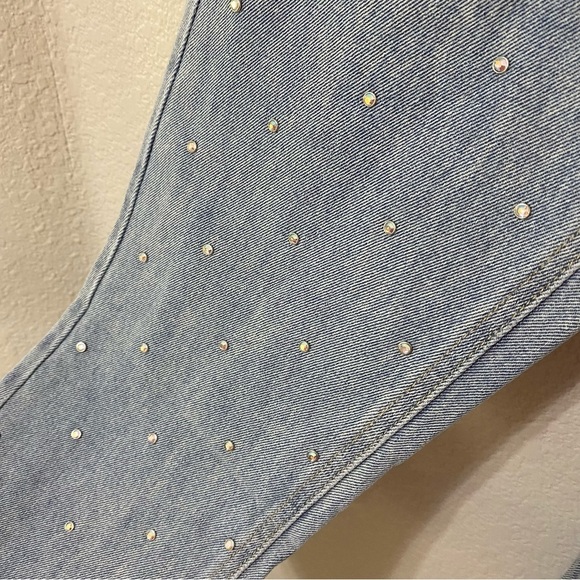 Simple Society Rhinestone Super High Rise Straight Jeans Light Wash - Picture 4 of 9